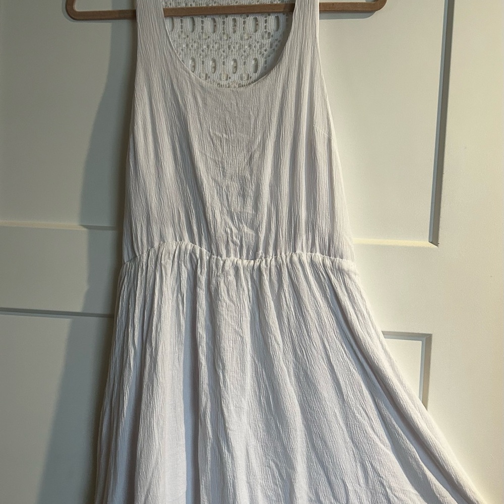 White Sleeveless Summer Dress